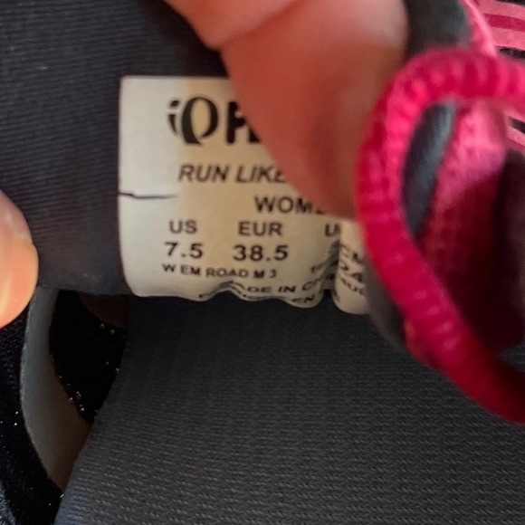 Pearl Izumi Womens Running Shoes Black Pink Lace Up Size 7.5 - Picture 4 of 5
